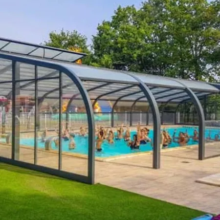 Toile Confortable - 4 Pers. - Api-1-52-2430 Campsite Martiel