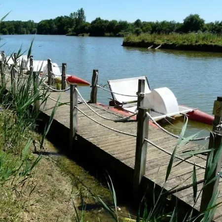 Toile Confortable - 4 Pers. - Api-1-52-2430 Campsite